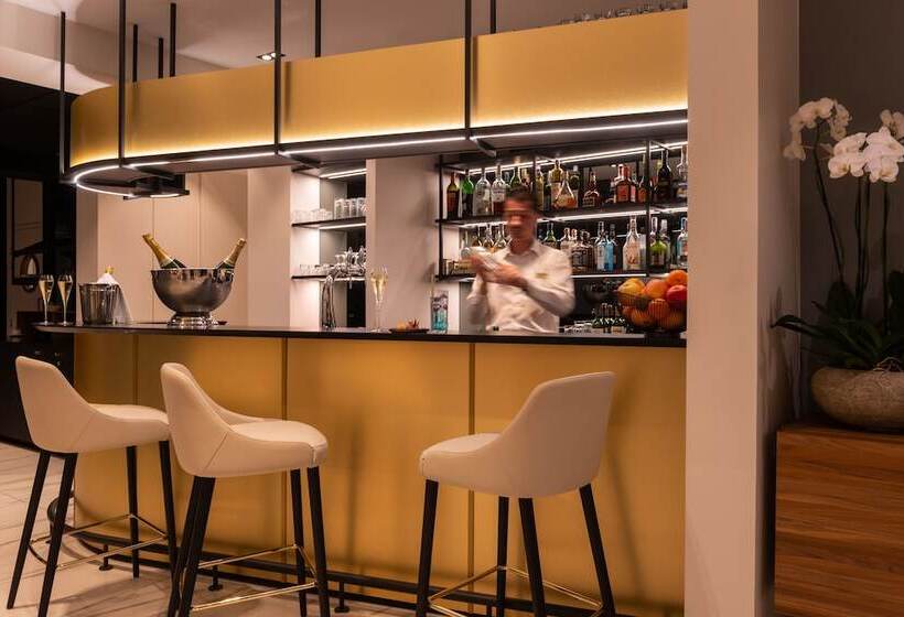 فندق L Amiraute Brest