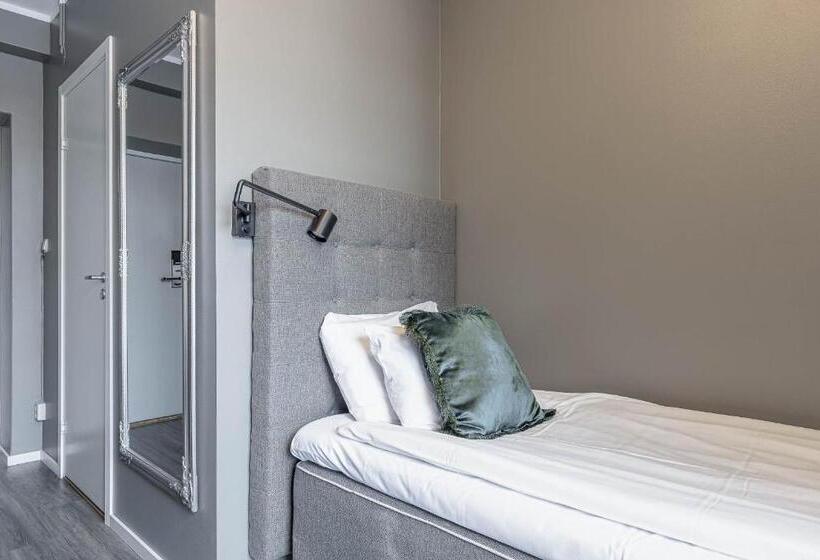 בית מלון כפרי L Arkad