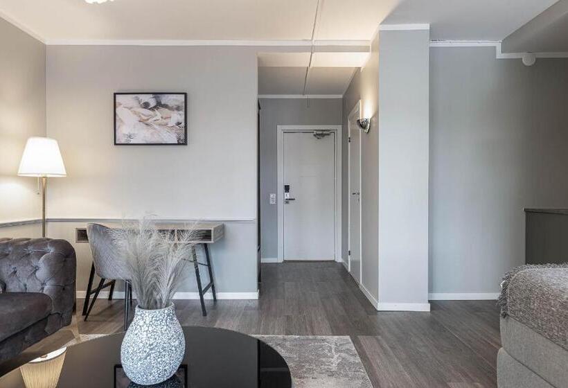 בית מלון כפרי L Arkad