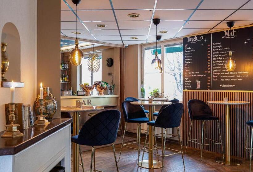 בית מלון כפרי L Arkad