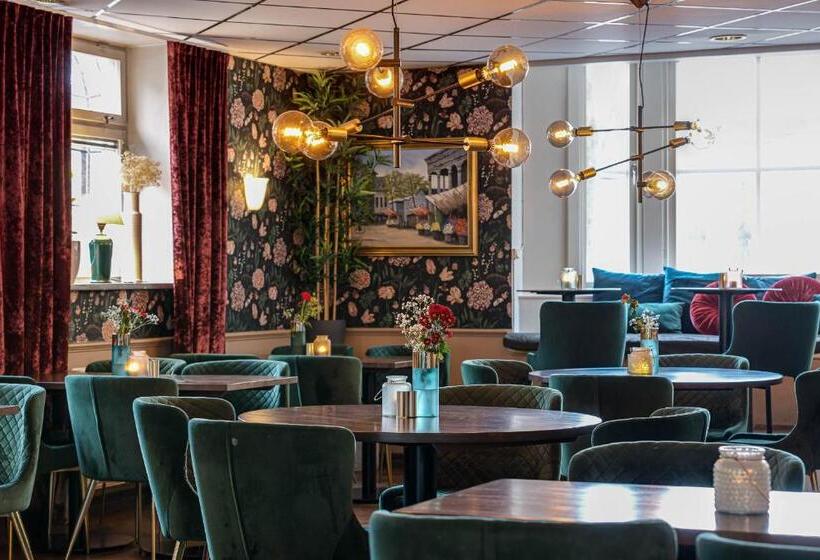 בית מלון כפרי L Arkad