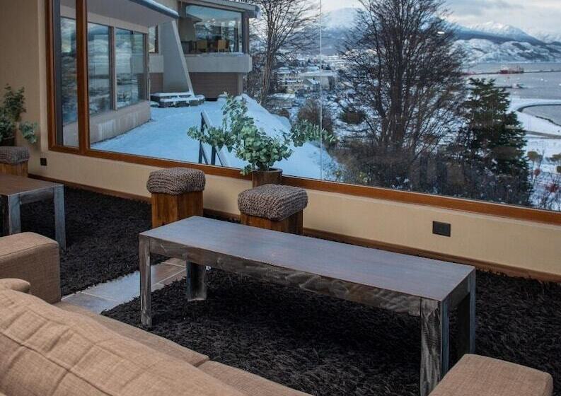 בית מלון כפרי Las Lengas