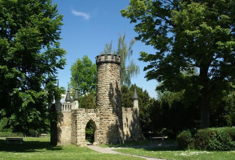 Lázeňský Hotel Pyramida