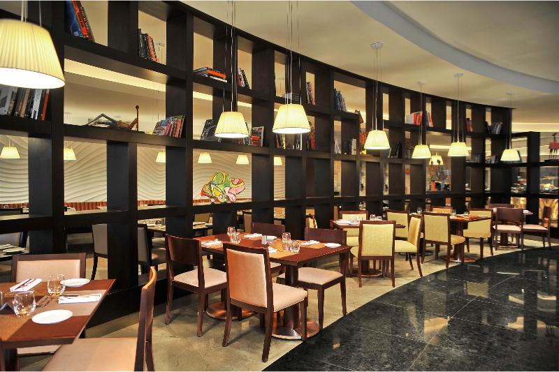 Отель Le Méridien Pyramids  & Spa