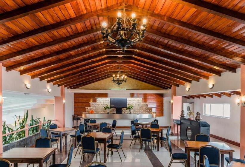 Отель Libertador