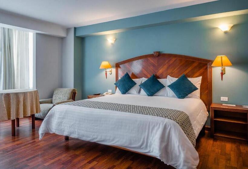 Отель Libertador