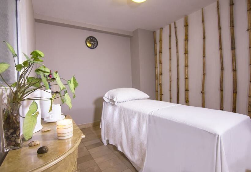 Отель Libertador