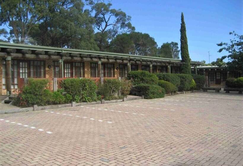 בית מלון כפרי Mahogany Park