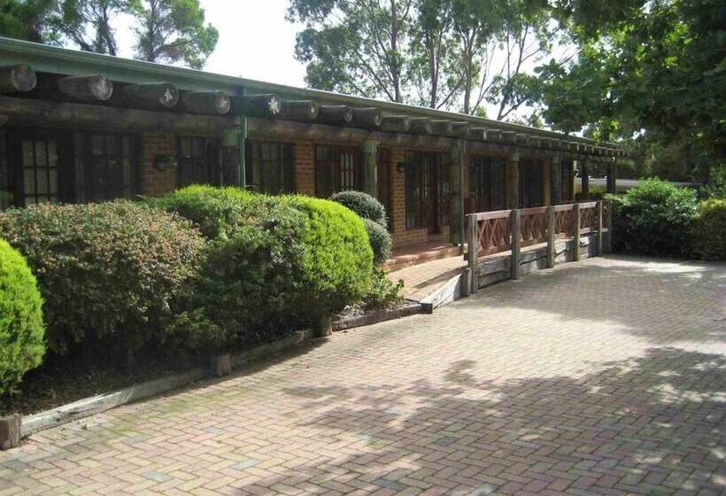 בית מלון כפרי Mahogany Park