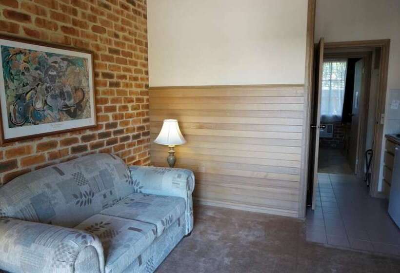 בית מלון כפרי Mahogany Park