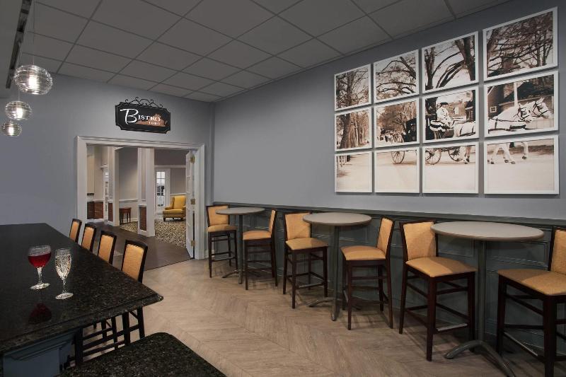 Отель Marriott's Manor Club at Ford's Colony