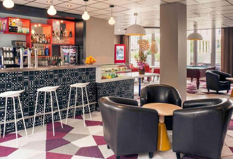 בית מלון כפרי Mercure Marne La Vallee Bussy St Georges