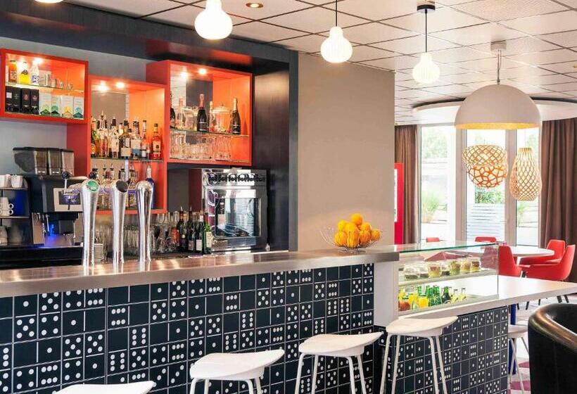 בית מלון כפרי Mercure Marne La Vallee Bussy St Georges