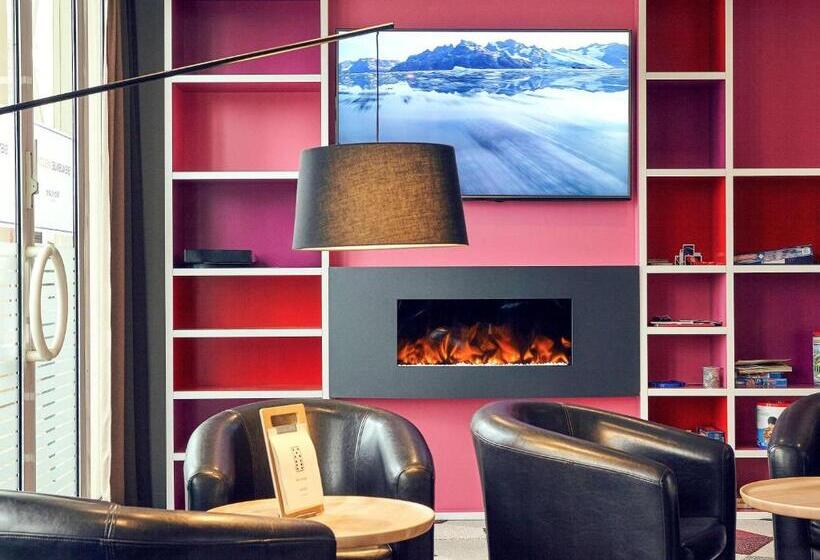 בית מלון כפרי Mercure Marne La Vallee Bussy St Georges