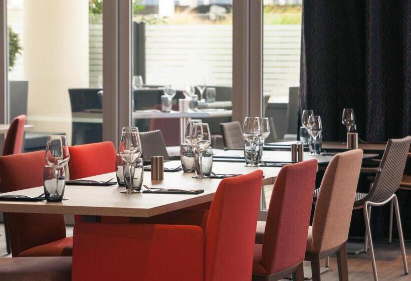 בית מלון כפרי Mercure Marne La Vallee Bussy St Georges