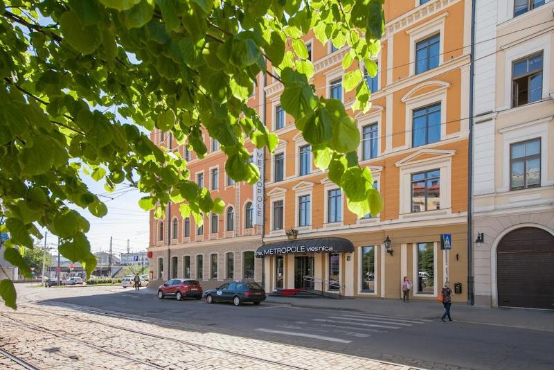 Metropole Hotel By Semarah