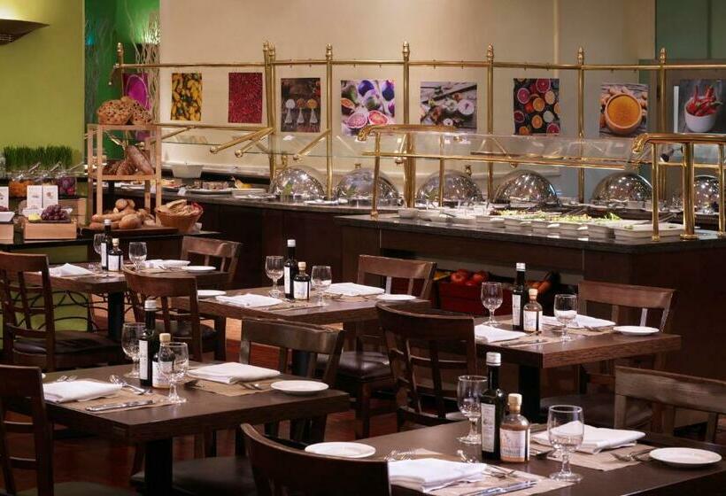 هتل Millennium Plaza Downtown