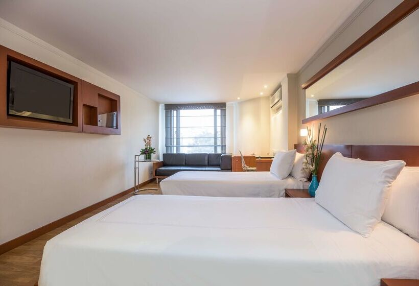 בית מלון כפרי Avani Royal Zona T Bogotá