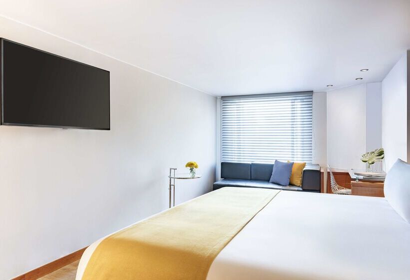 בית מלון כפרי Avani Royal Zona T Bogotá