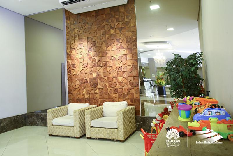 Отель Paiaguas Palace