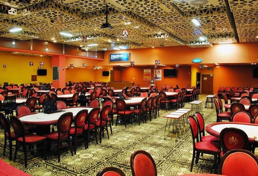 هتل Perla, Resort & Entertainment