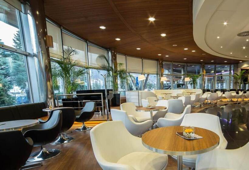 هتل Perla, Resort & Entertainment