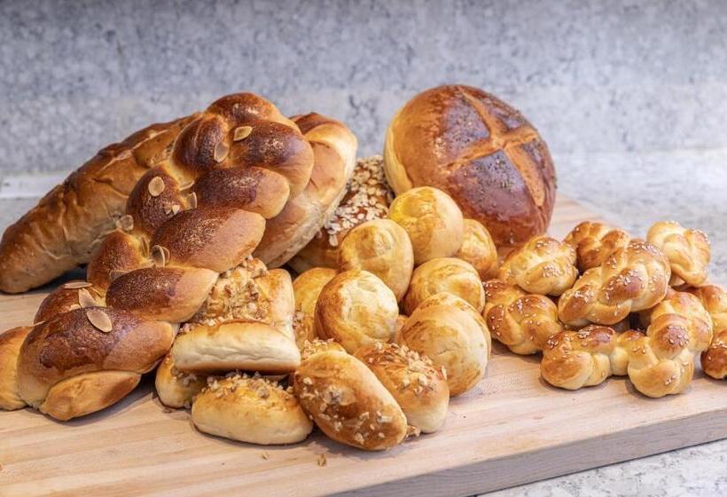 בית מלון כפרי Pacific Islands Club Saipan