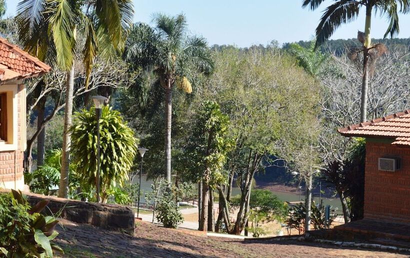 Pirayu Hotel & Resort