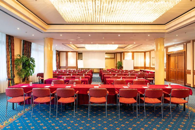 Plaza Premium Schwerin Sure Hotel Collection By Best Western