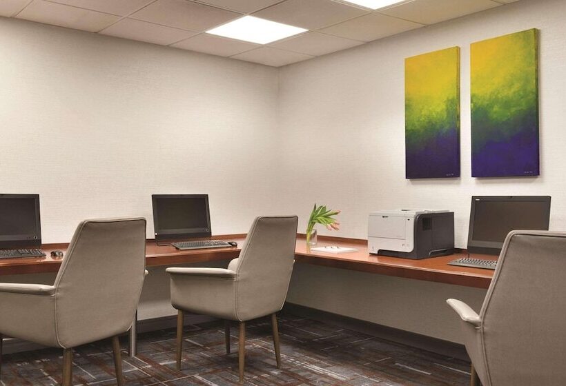 Radisson Hotel Vancouver Airport