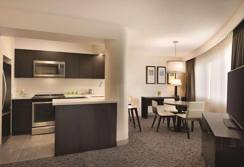 Radisson Hotel Vancouver Airport