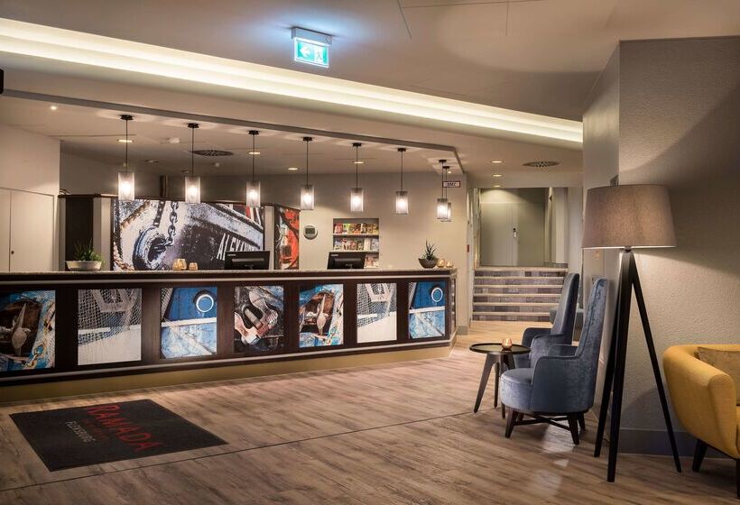 בית מלון כפרי Ramada By Wyndham Flensburg City