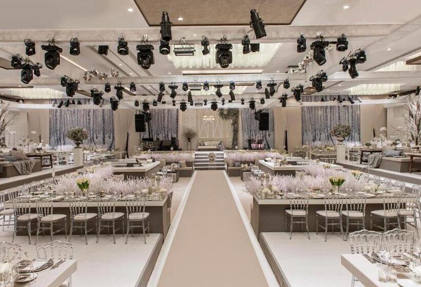 ホテル Renaissance Polat Istanbul