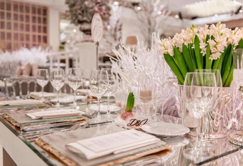 ホテル Renaissance Polat Istanbul