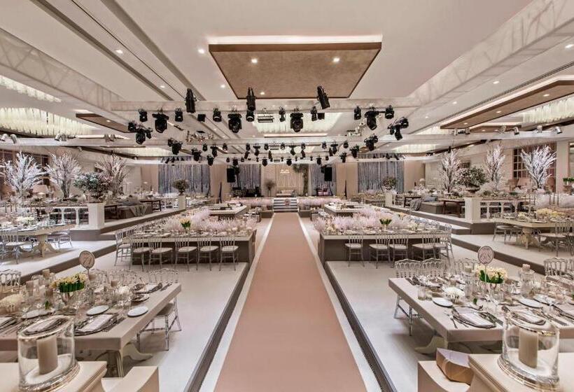 ホテル Renaissance Polat Istanbul