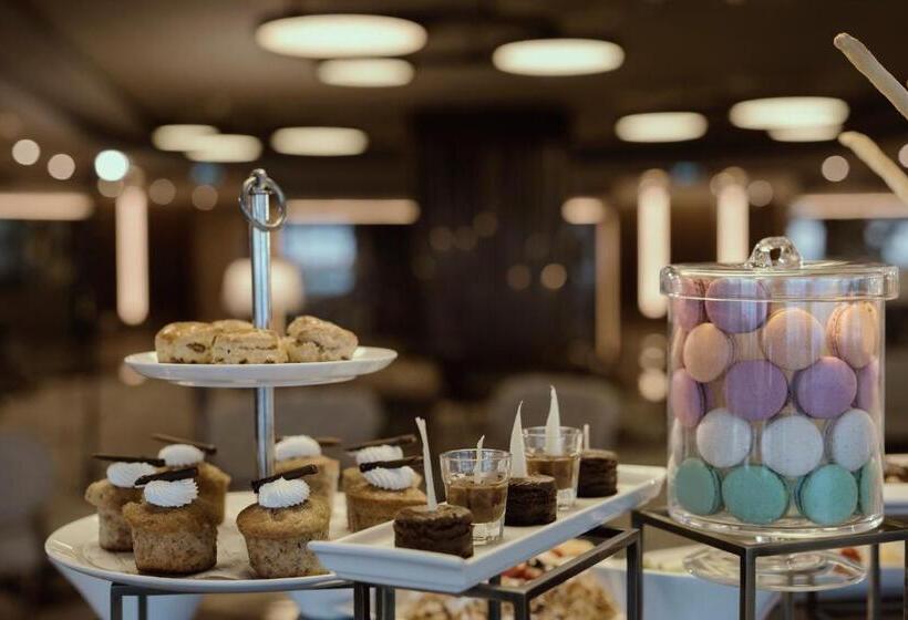 ホテル Renaissance Polat Istanbul