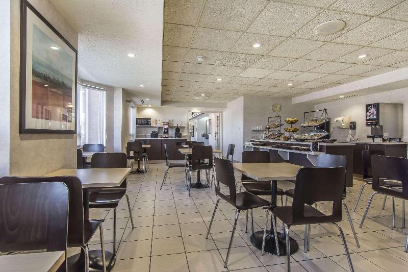 Отель Residence Inn By Marriott Laval