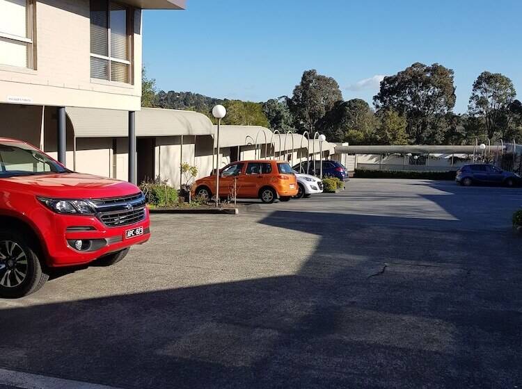 בית מלון כפרי Ringwood Lake Inn