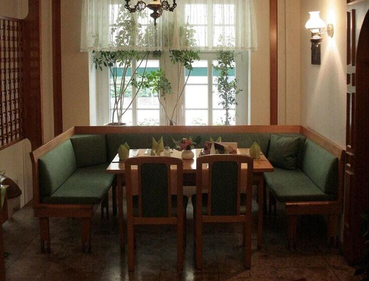 호텔 Sachsischer Hof