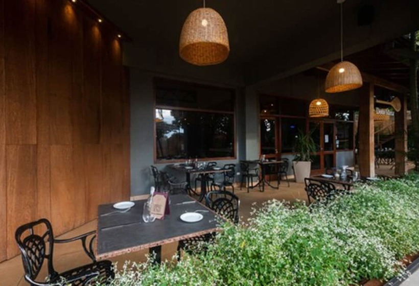 Отель Saint George