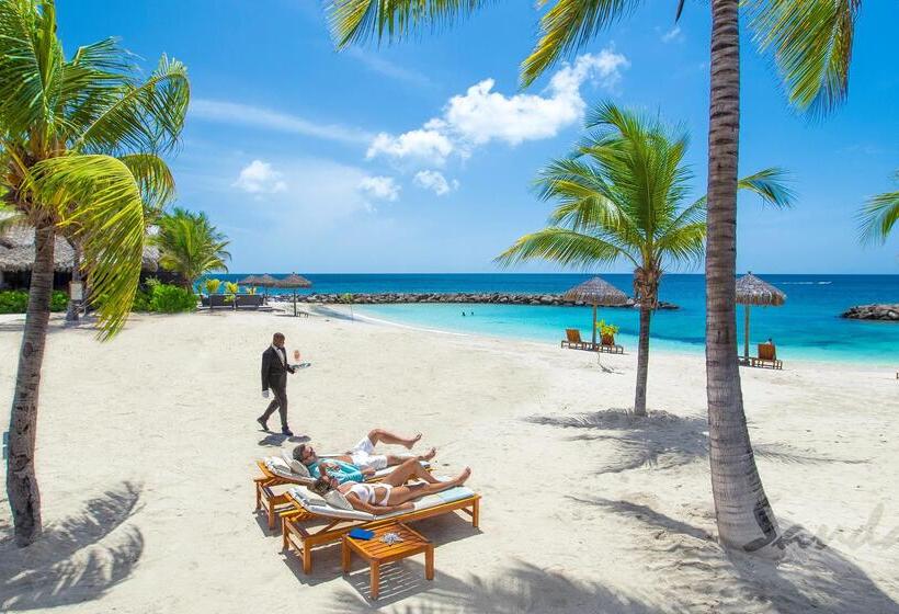 호텔 Sandals Grenada All Inclusive Couples Only
