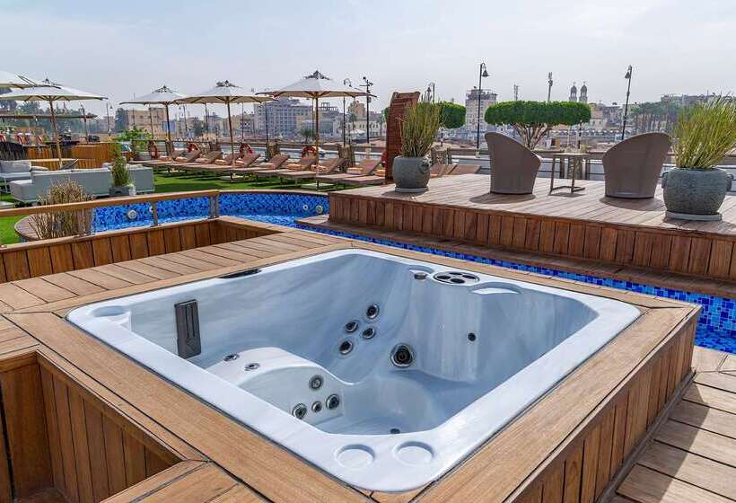 Sonesta Hotel Tower & Casino Cairo