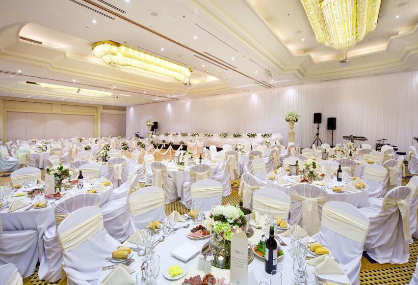 Stamford Plaza Sydney Airport Hotel & Conference Centre