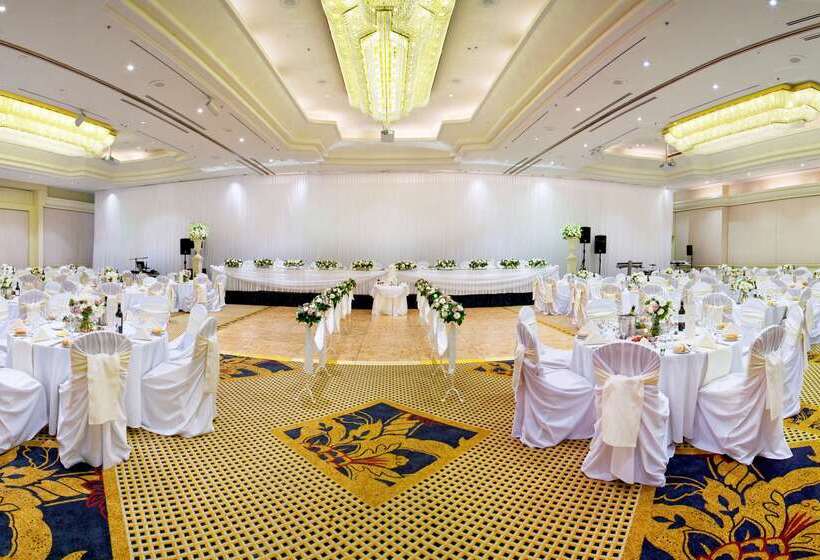 Stamford Plaza Sydney Airport Hotel & Conference Centre