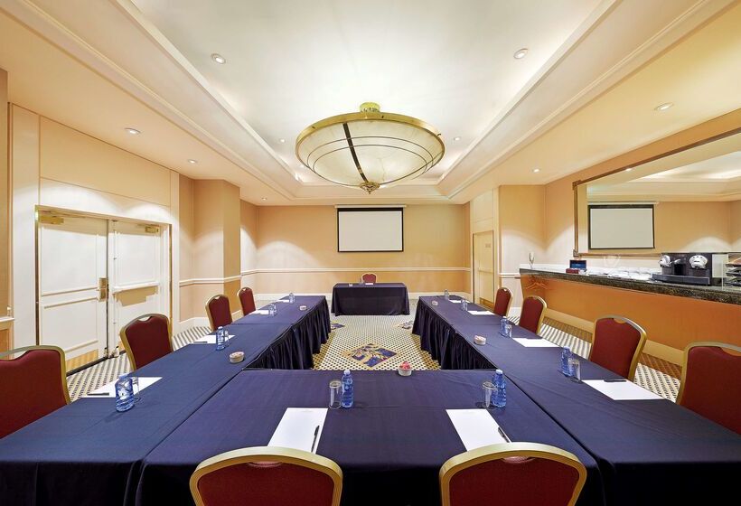 Stamford Plaza Sydney Airport Hotel & Conference Centre