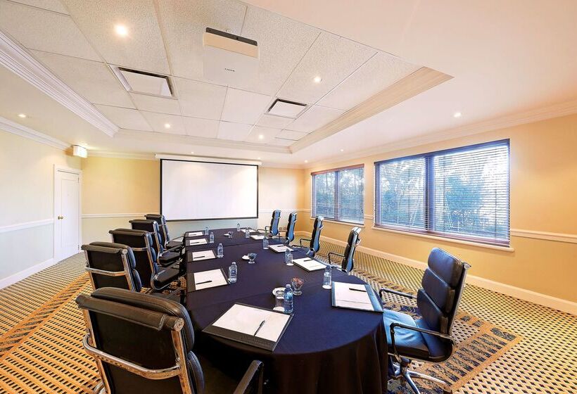 Stamford Plaza Sydney Airport Hotel & Conference Centre