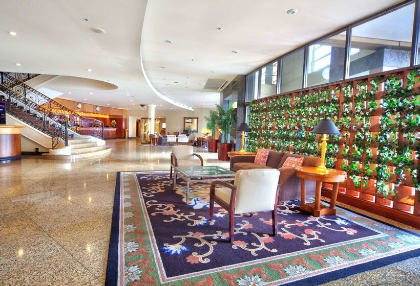 Stamford Plaza Sydney Airport Hotel & Conference Centre