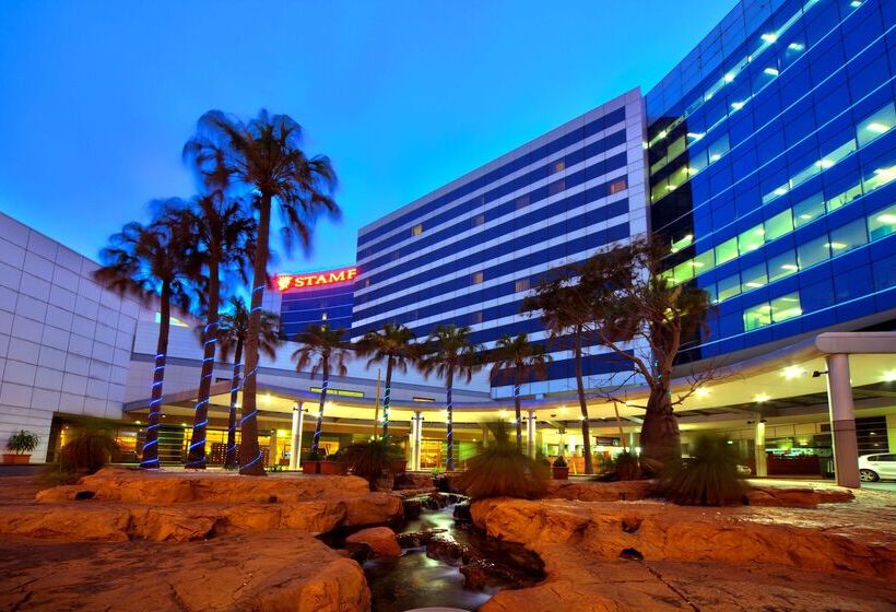 Stamford Plaza Sydney Airport Hotel & Conference Centre
