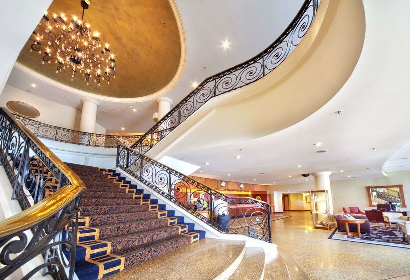 Stamford Plaza Sydney Airport Hotel & Conference Centre