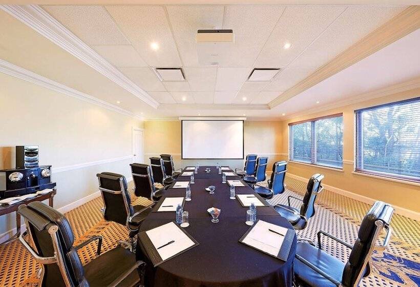 Stamford Plaza Sydney Airport Hotel & Conference Centre